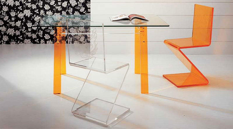 Beautiful acrylic chairs and table
